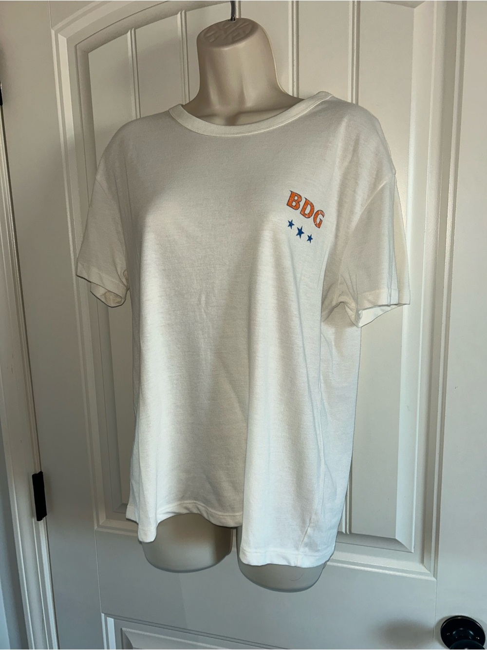 NEW BDG Urban Outfitters Cream Tee with Orange High Quality Motor Oil Sz L